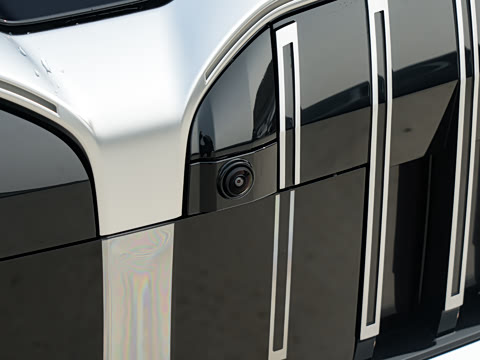 2026�� �Ŀ� 530Li ������ M�˶���װ