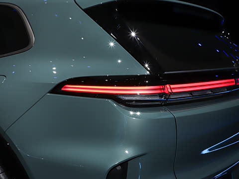 2026�� Cayenne Turbo Electric
