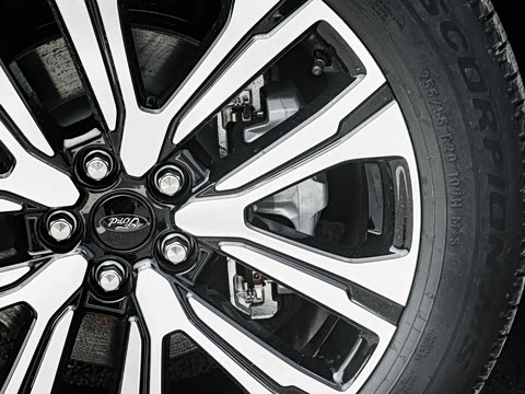 2027��  2.3T EcoBoost �����ѽ�� 7��