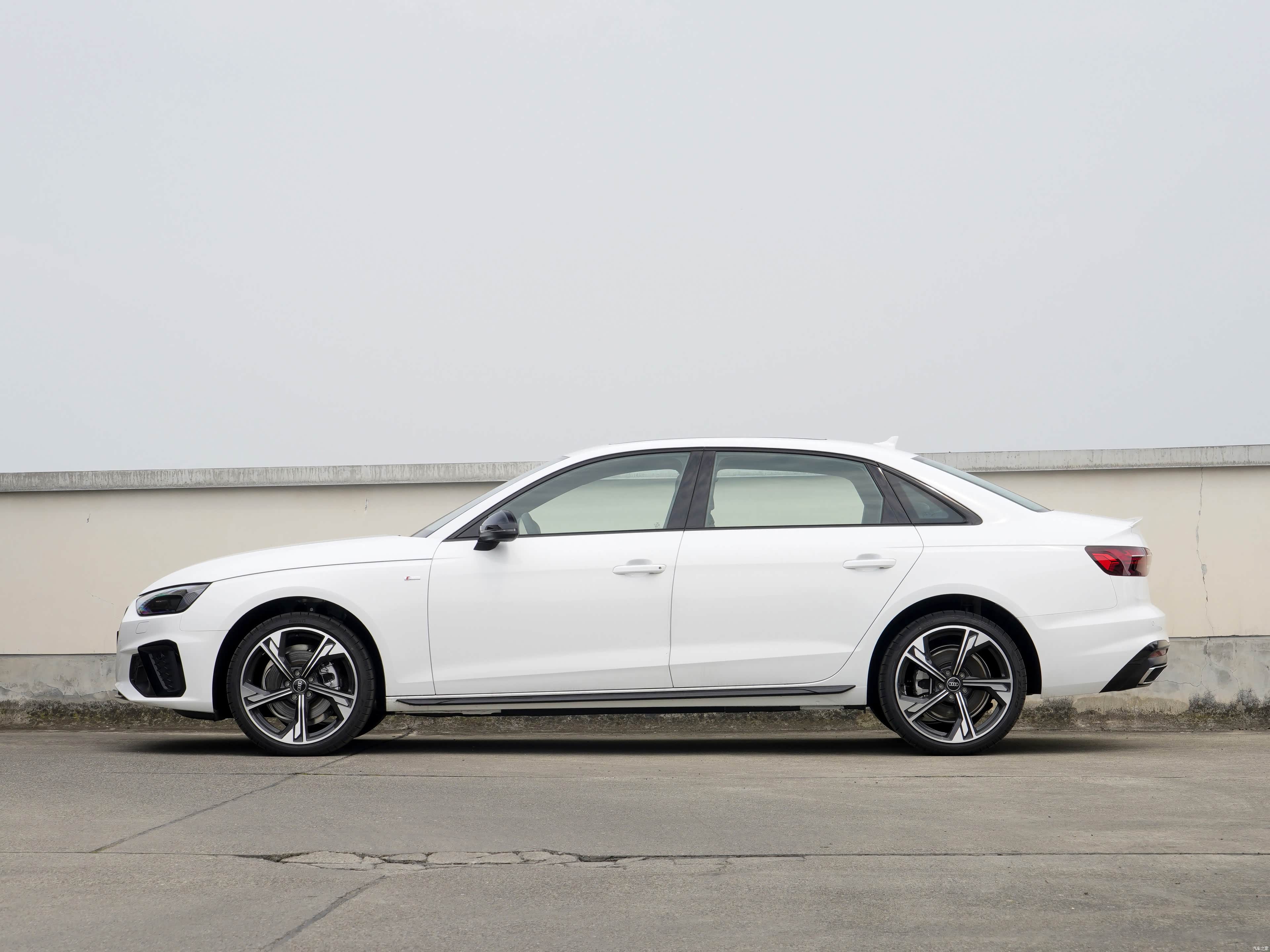 Audi A4L, миниатюра 4