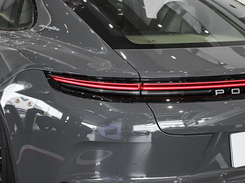 2026�� Panamera �����ӳ������� 2.9T