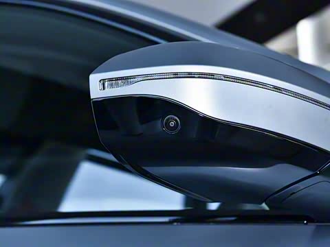 2025�� xDrive30L ������ M�˶���ҹ��װ