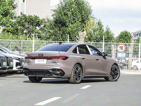 2026�� 2.0T �˶��� quattro