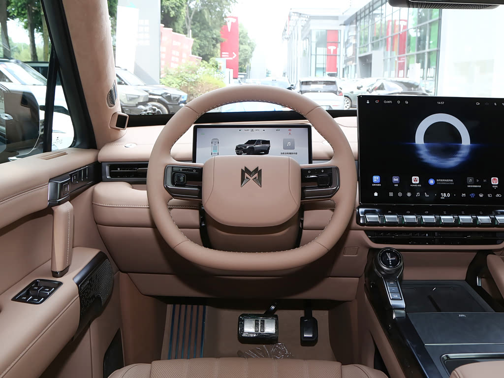 Dongfeng Mengshi M-Hero 817, Внедорожник 5 дв.: фото поколения
