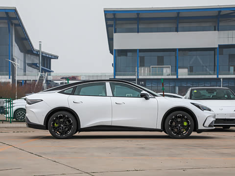 2026�� 630 Ԫ�����а� 185kW