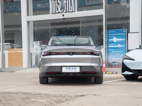 2025�� �Ŀ� 560PRO 185kW
