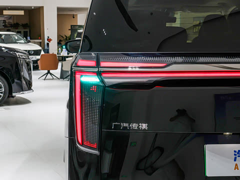 2026�� PHEV L ���� Ultra