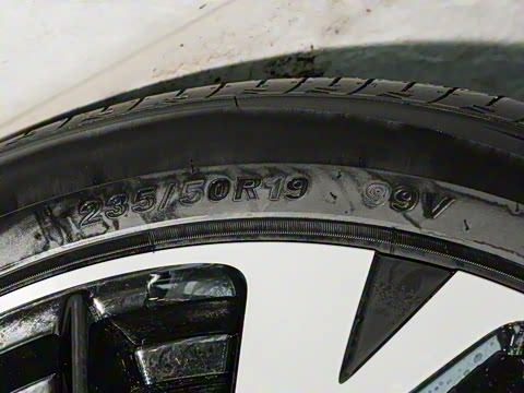 2026�� DM-i 220KM׿Խ��