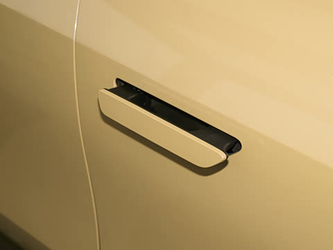 2025�� �Ŀ� Max ���̰�