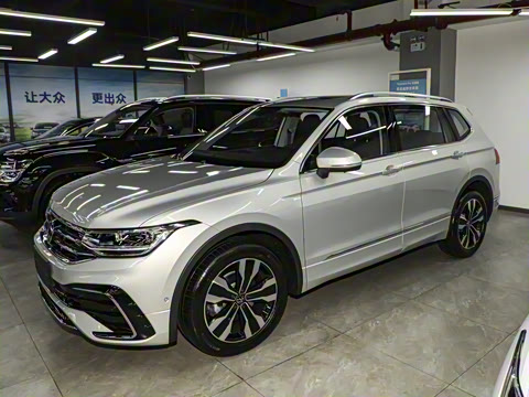 2025�� ���ڿ� 330TSI �Զ�����R-Line��ҫ��