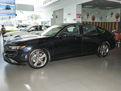 2025�� 2.0L e:PHEV ����