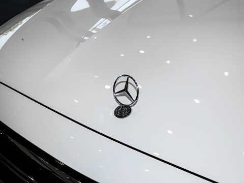 2026�� �Ŀ� E 260 L