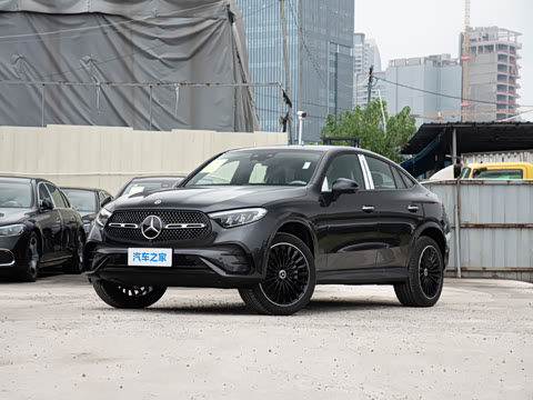 2026�� �Ŀ� GLC 300 4MATIC ����SUV