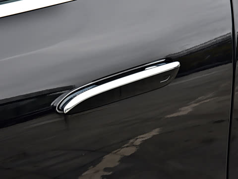 2026�� E 260 L 4MATIC