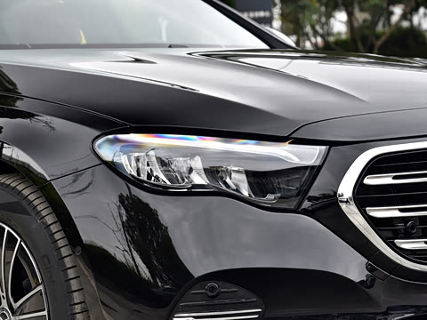 2026�� E 260 L 4MATIC