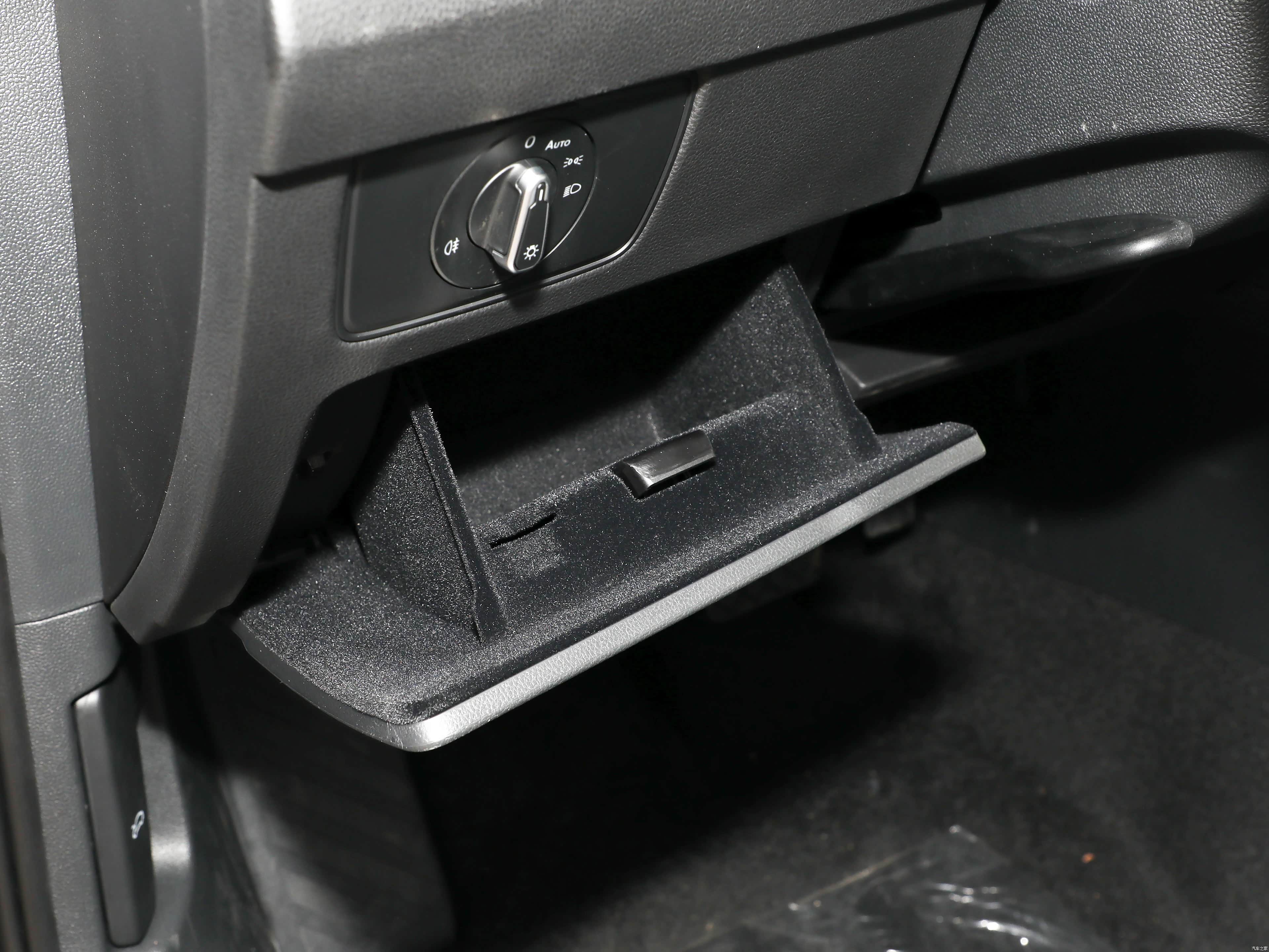 Volkswagen Magotan, миниатюра 17
