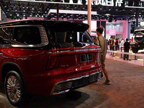 2026�� 4.0T ����콢�� 4��