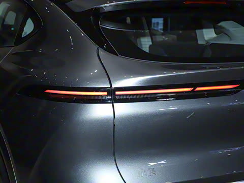 2025�� 625 ������ Max �Ƽ���