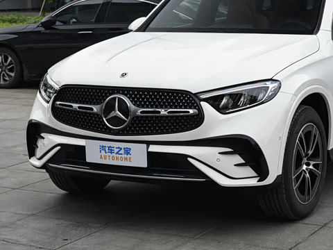 2026�� �Ŀ� GLC 260 L 4MATIC ������