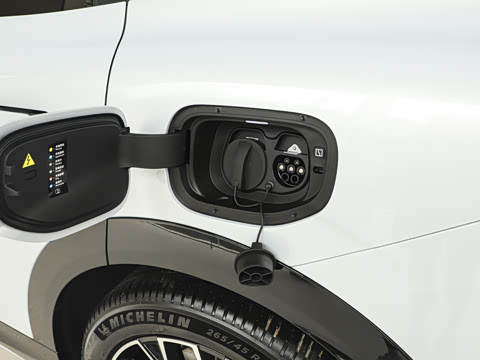 2025�� 100kWh �����������Ǽݰ�