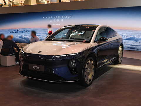 2025�� 102kWh ��ƽ���ر��
