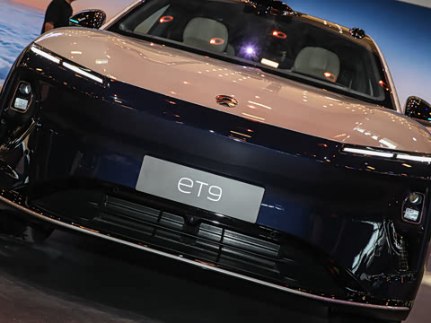 2025�� 102kWh ��ƽ���ر��
