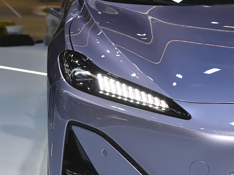 2026�� 750  ��������