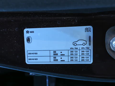 2025�� 102kWh ��ƽ���ر��