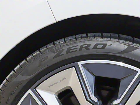 2023�� 740Li ������ ������װ