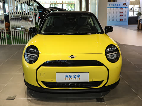 2026�� 466km COOPER E ������
