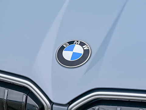 2026�� xDrive25L M�˶���ҹ��װ