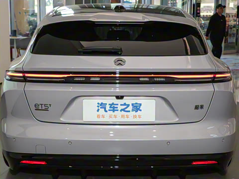 2025�� �ھ������ 100kWh Touring