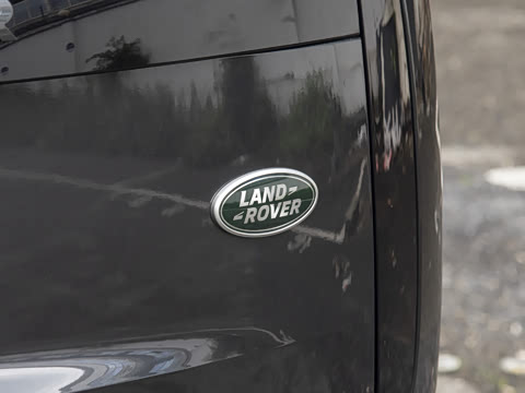 2026�� 3.0 L6 400PS AB�����