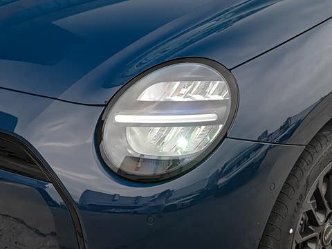 2026�� 466km COOPER E ������