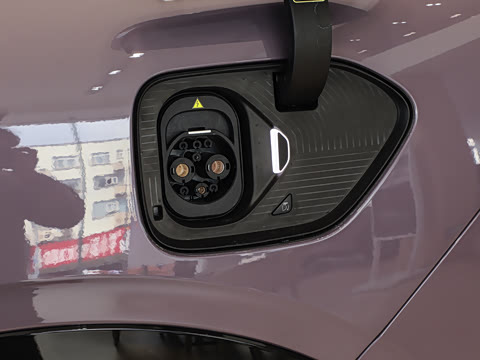 2025�� �ھ������ 100kWh