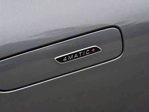 2023�� AMG EQE 53 4MATIC+