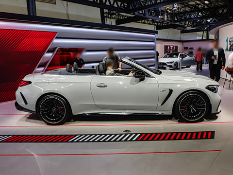2026�� AMG CLE 53 4MATIC+ ������ܳ�