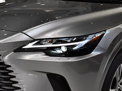 2026�� 350h ����������