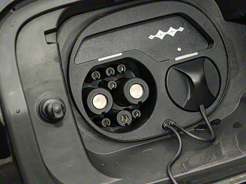 2025�� 210KM ����Ultra��