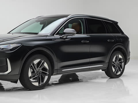 2026�� 2.0T ����������