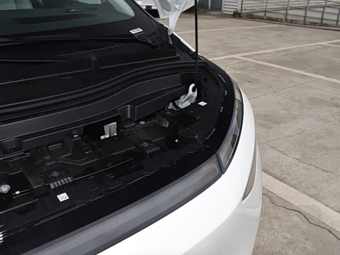 2026�� ���� 750 Ultra