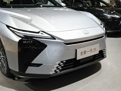 2026�� 300h