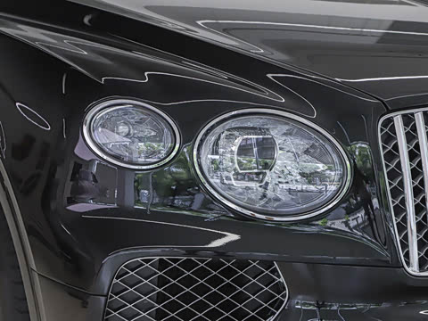 2026�� 4.0T V8 ������վ���