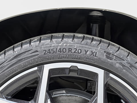 2026�� M35i