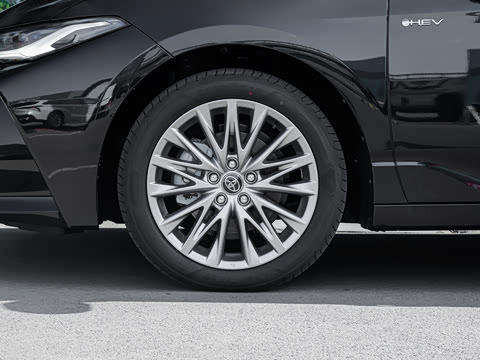 2026�� ˫�� 2.5L XLE����