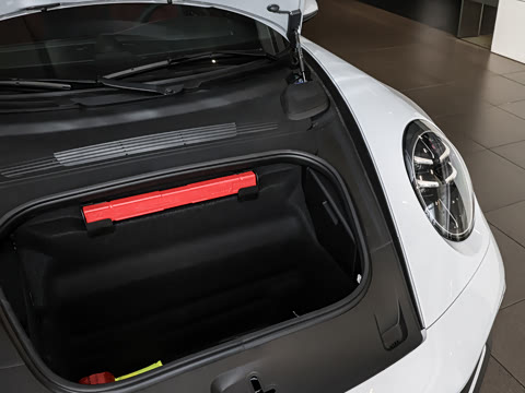 2026�� Carrera 3.0T