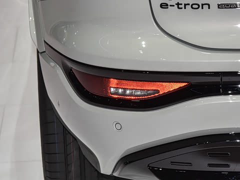 2026�� quattro Ǭ���Ǽݰ�