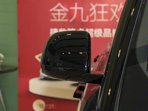 2025�� 400PS Dynamic SE