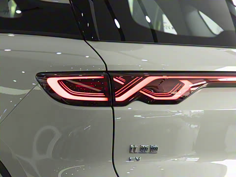 2025�� 301KM �캽��