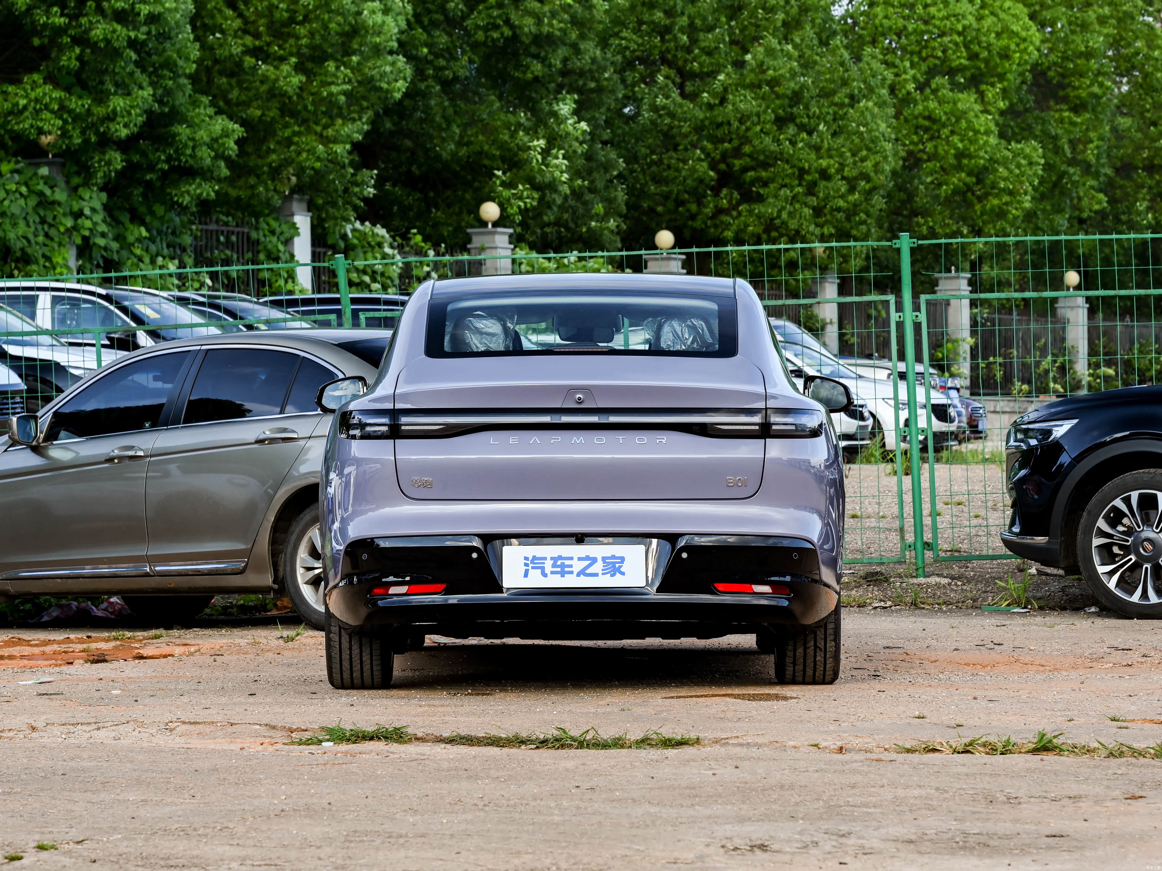 Leapmotor B01, миниатюра 6